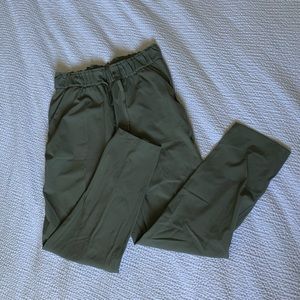 Lulu lemon grey lounge pants